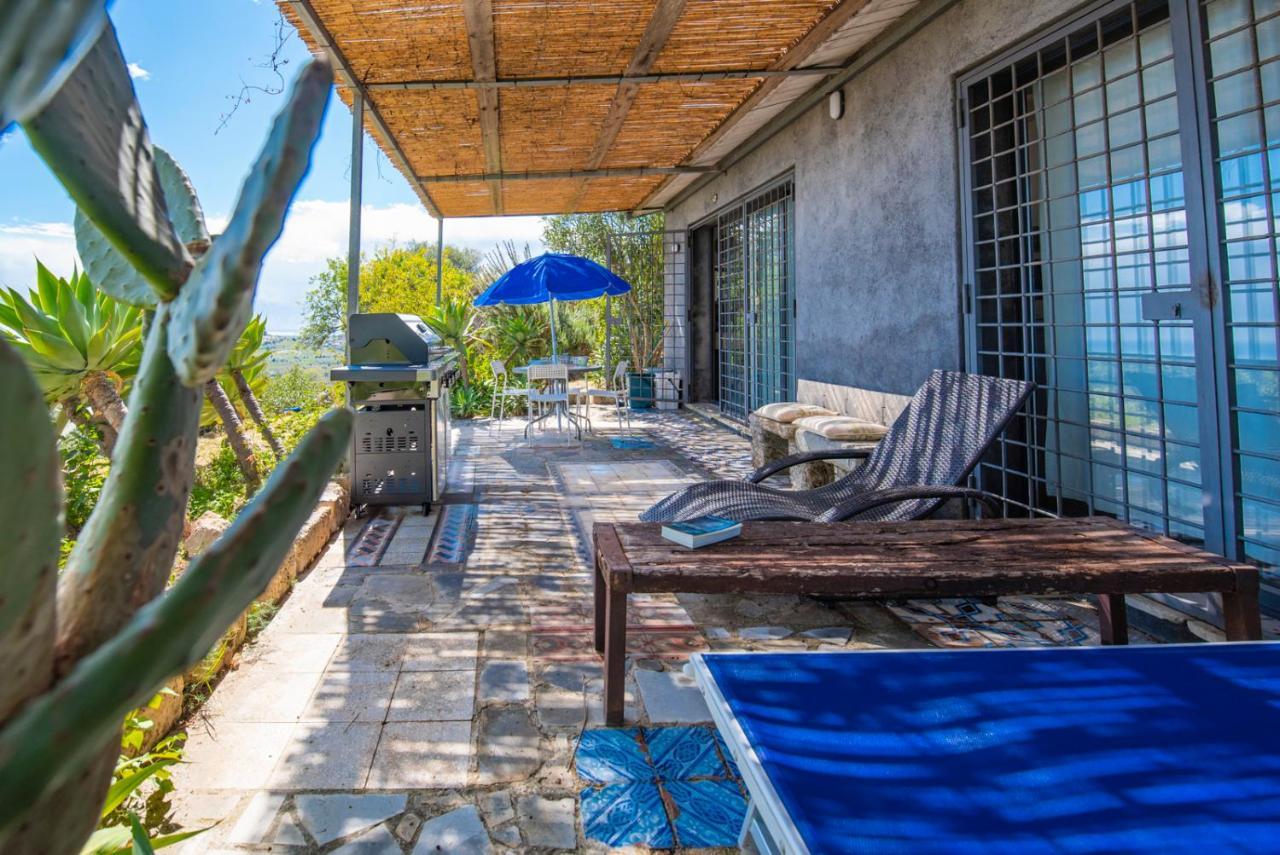 Villa La Cava Del Val Di Noto Con Piscina Privata Avola Kültér fotó