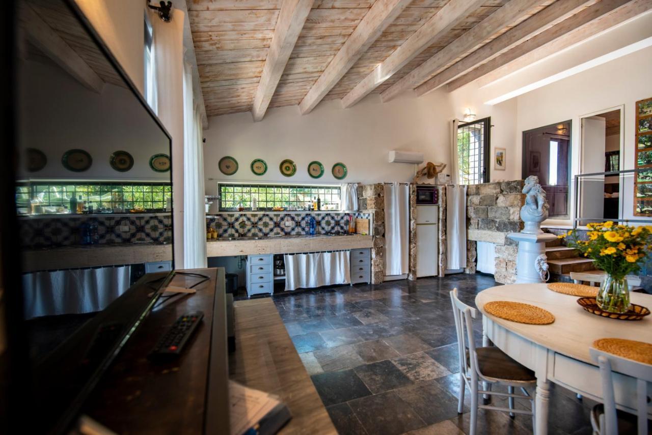 Villa La Cava Del Val Di Noto Con Piscina Privata Avola Kültér fotó